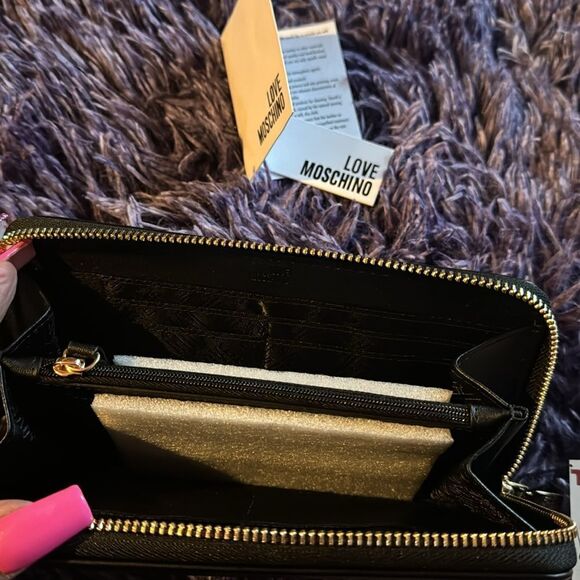 LOVE mochino wallet - Picture 5 of 7